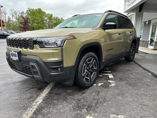 41 2026 Jeep Cherokee Laredo