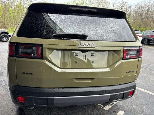 41 2026 Jeep Cherokee Laredo