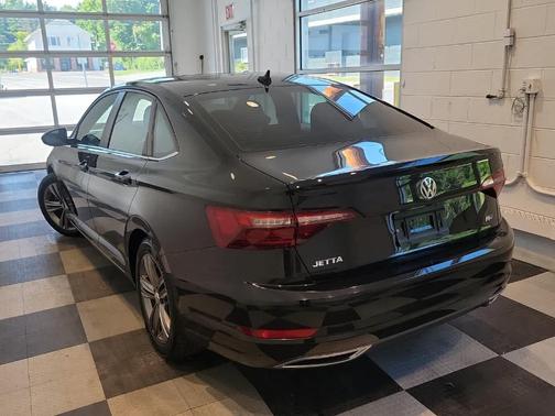 2020 Volkswagen Jetta 1.4T R-Line