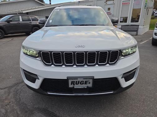 2025 Jeep Grand Cherokee Laredo X