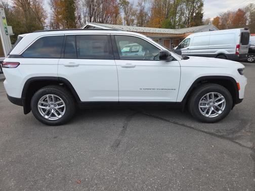 2025 Jeep Grand Cherokee Laredo X