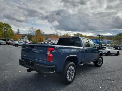 2026 Chevrolet Silverado 2500 Custom