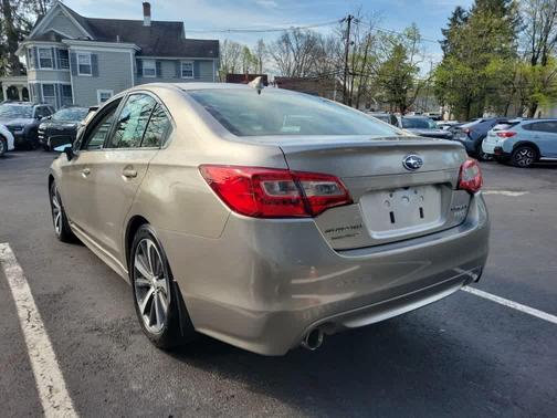 Tungsten Metallic 2016 Subaru Legacy 2.5i Limited