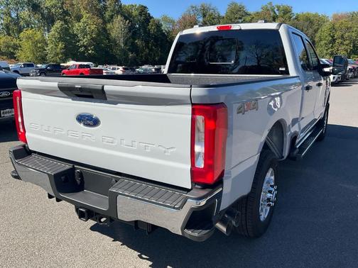 2026 Ford F-350 XLT