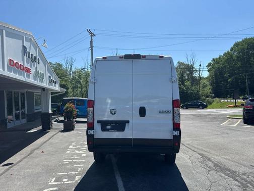 Bright White Clearcoat 2026 RAM ProMaster 2500 High Roof