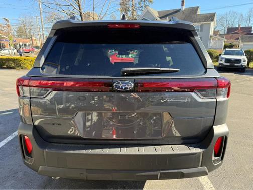 Magnetite Gray Metallic 2026 Subaru Outback Premium