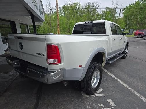 2018 RAM 3500 Laramie