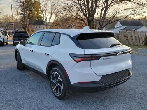 2026 Chevrolet Equinox EV LT 1