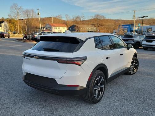 2026 Chevrolet Equinox EV LT 1