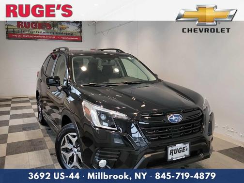 2022 Subaru Forester Premium