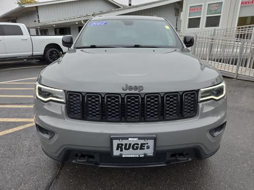 2021 Jeep Grand Cherokee Laredo