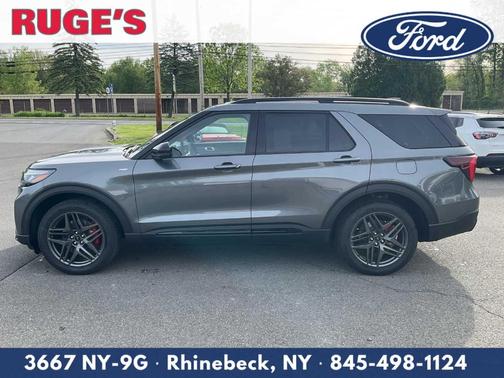 Carbonized Gray Metallic 2026 Ford Explorer ST-Line