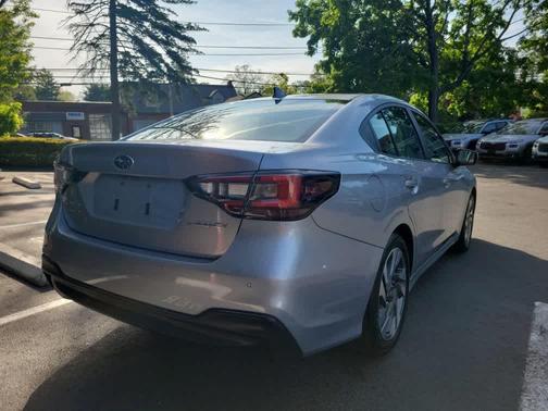 Ice Silver Metallic 2025 Subaru Legacy