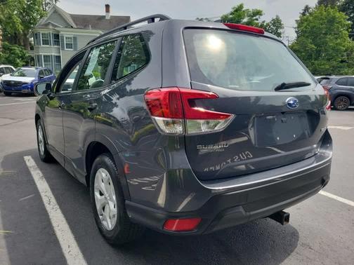 2022 Subaru Forester Base (CVT)