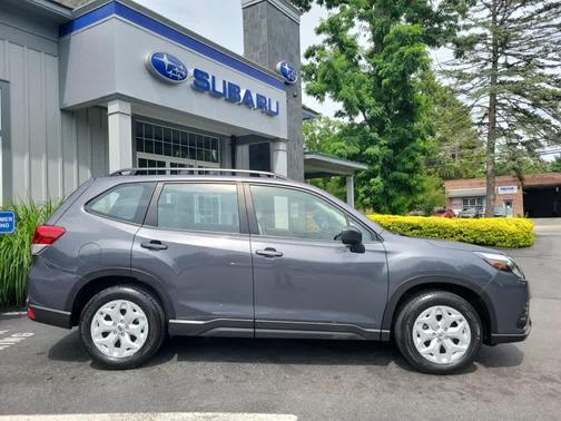 2022 Subaru Forester Base (CVT)