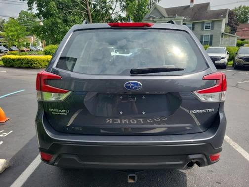 2022 Subaru Forester Base (CVT)
