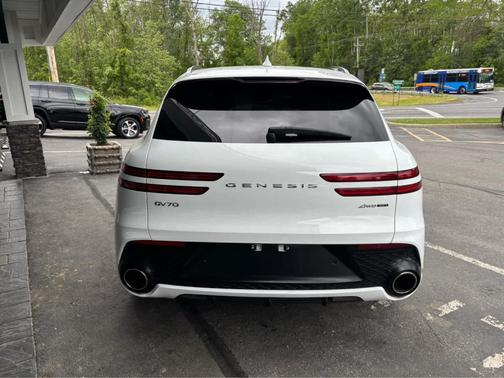 Alta White 2024 Genesis GV70 3.5T Sport