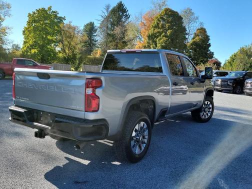 2026 Chevrolet Silverado 2500 Custom