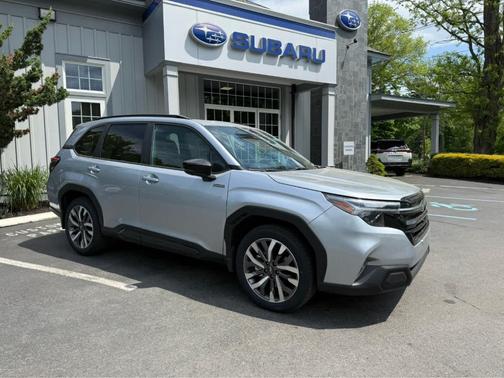 Ice Silver Metallic 2026 Subaru Forester Touring