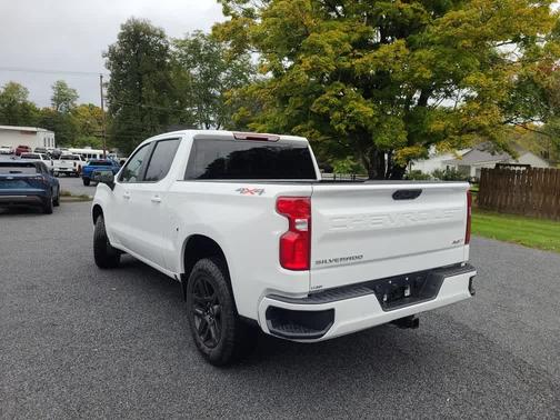 Summit White 2026 Chevrolet Silverado 1500 RST