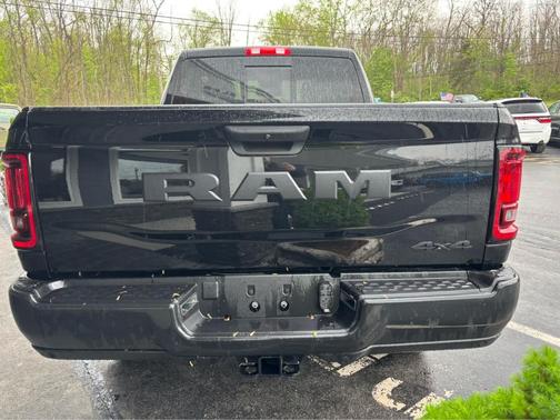 Diamond Black 2026 RAM 3500 Tradesman