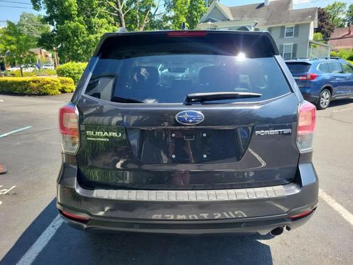 Dark Gray Metallic 2018 Subaru Forester 2.5i Limited