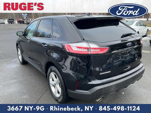2020 Ford Edge SE