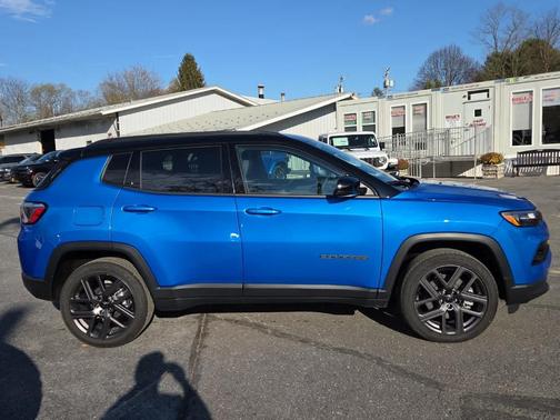 2026 Jeep Compass Limited Altitude