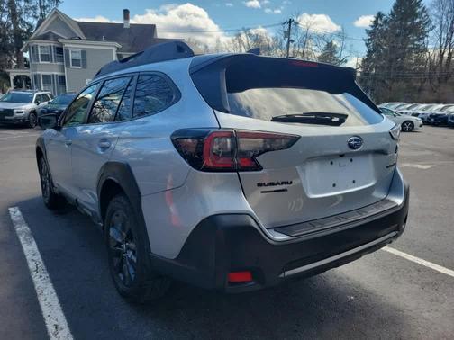 Ice Silver Metallic 2023 Subaru Outback Onyx Edition
