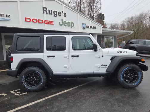 2022 Jeep Wrangler Unlimited Sport