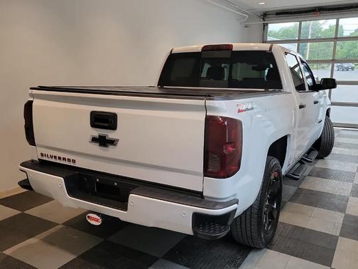 Summit White 2018 Chevrolet Silverado 1500 LTZ