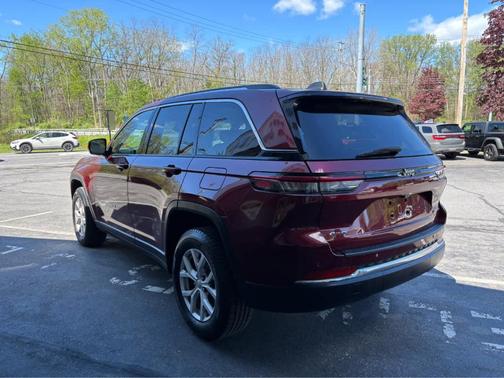 Velvet Red Pearlcoat 2022 Jeep Grand Cherokee Limited