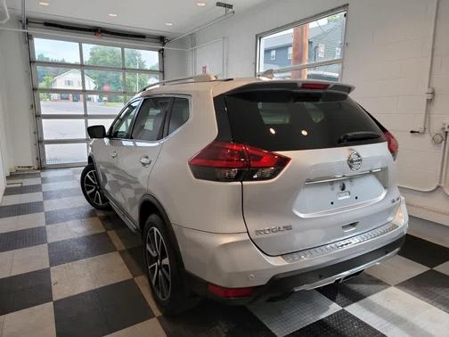 2020 Nissan Rogue SL