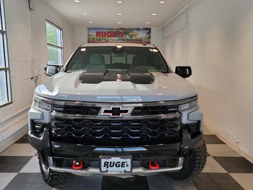 Slate Gray Metallic 2025 Chevrolet Silverado 1500 ZR2
