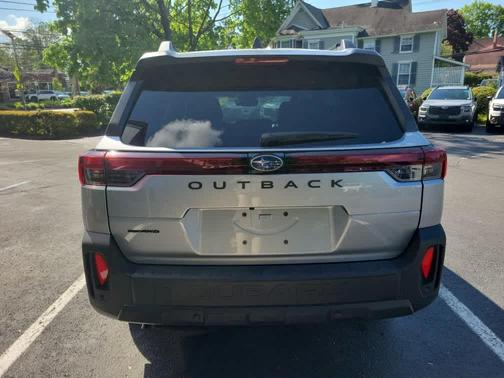 Ice Silver Metallic 2026 Subaru Outback Limited