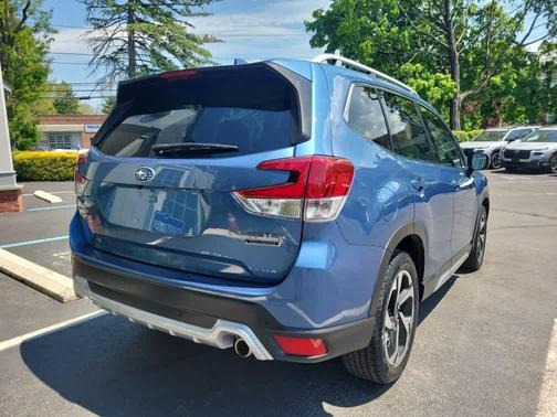 Horizon Blue Pearl 2022 Subaru Forester Touring