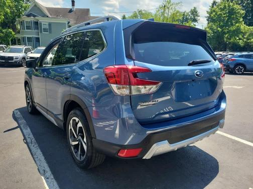 Horizon Blue Pearl 2022 Subaru Forester Touring
