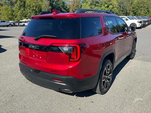 2021 GMC Acadia SLT