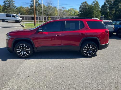 2021 GMC Acadia SLT