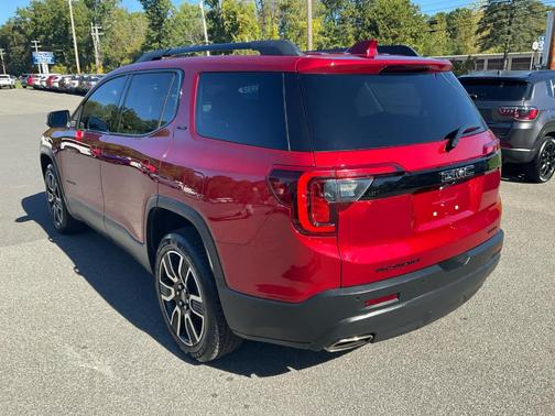 2021 GMC Acadia SLT