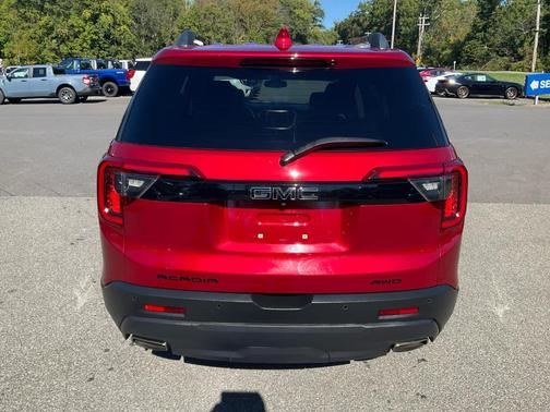 2021 GMC Acadia SLT