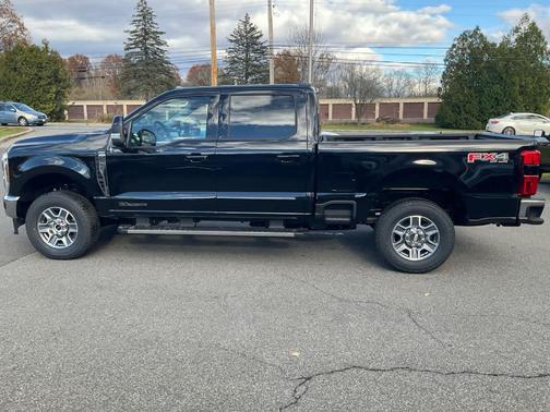 2026 Ford F-250 Lariat