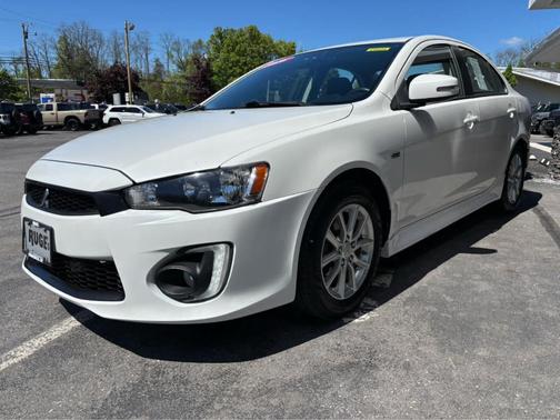 Diamond White Pearl 2016 Mitsubishi Lancer ES