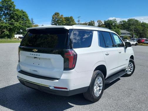2025 Chevrolet Tahoe LS