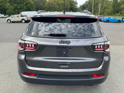 2022 Jeep Compass Altitude