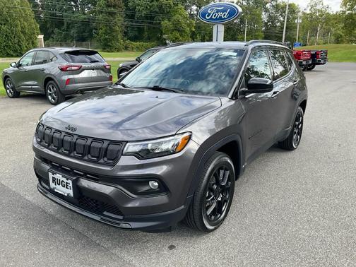 2022 Jeep Compass Altitude