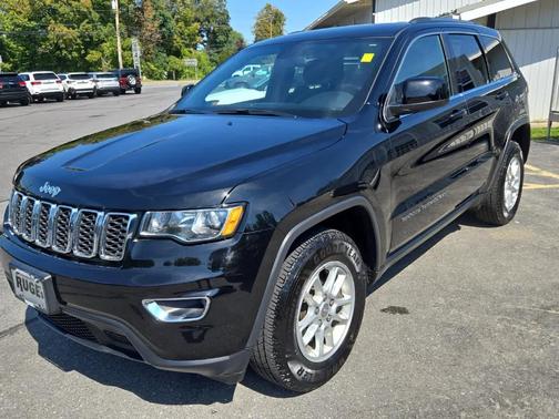 2019 Jeep Grand Cherokee Laredo E