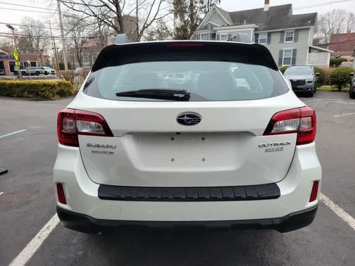 2017 Subaru Outback 2.5i