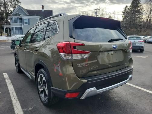 2023 Subaru Forester Touring