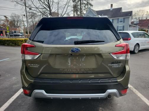 2023 Subaru Forester Touring